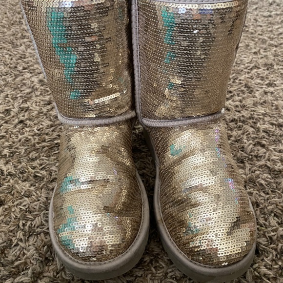 UGG SPARKLE BOOTS NEW - Picture 2 of 5
